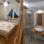 Zielony-bursztyn * Objazda-Kolonia